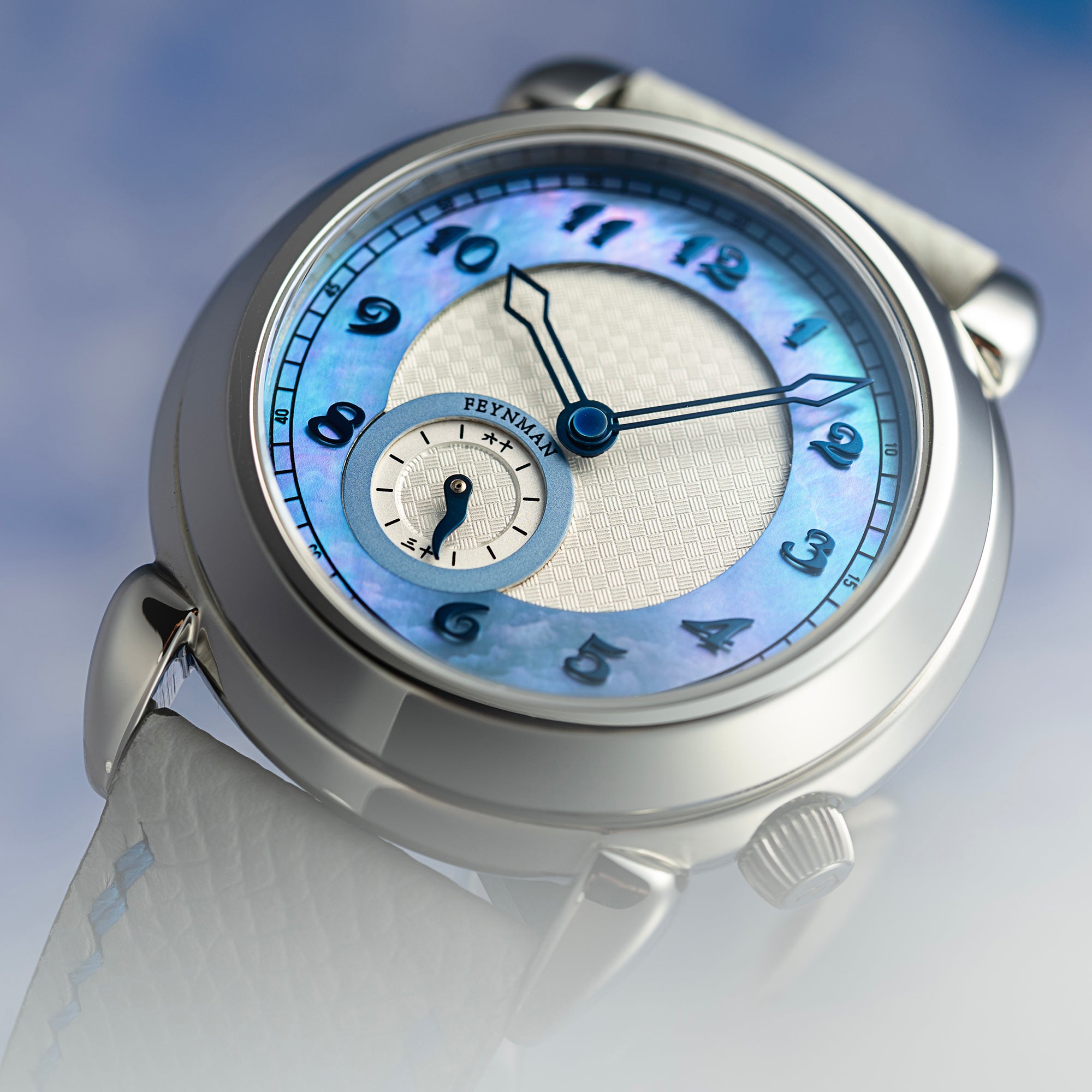 Feynman One Galaxy Nacre